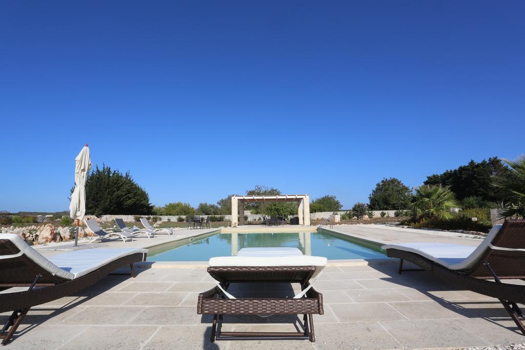 Villa Casino De Viti - Dimora Storica Con Piscina Vaste Exterior foto