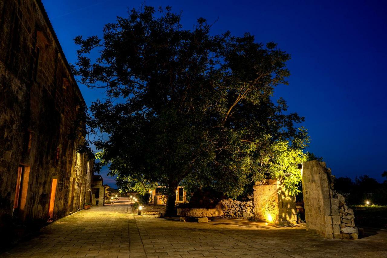 Villa Casino De Viti - Dimora Storica Con Piscina Vaste Exterior foto